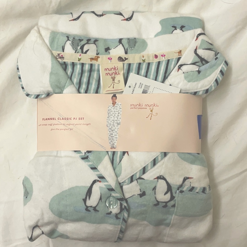 NWT penguin pajama set